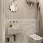 For Long Therm! Lujza Vintage 3 Bedroom, 1 Livingroom, 2 Bathroom Free Ac 75sq Dt Wifi Apartment