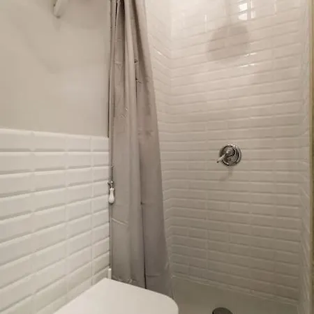 For Long Therm! Lujza Vintage 3 Bedroom, 1 Livingroom, 2 Bathroom Free Ac 75sq Dt Wifi *